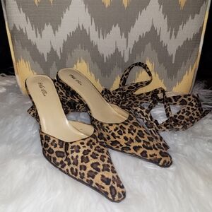 Wild Rose Leopard Print Mules